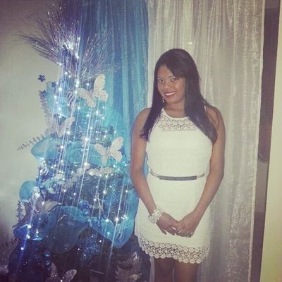 ...•_• autentica con fe en cristo nuestro señor estudiante y trabajadora incansable teacher of english 14 muros dividen a el mundo pero que ninguno me detiene