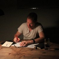 Tom L (@tomsthoughts) 's Twitter Profile