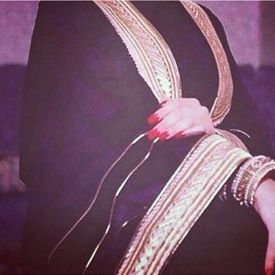 الَخَاص مَمنوّع وَفٰاءً لٓمّن اَسْكنٓني قَلٓبْه ** اَعْتٓذَر عَنْ اَلَرْتَويَْتْء وَ اّلدَّعَمْ لَرْجٓاَلْ **