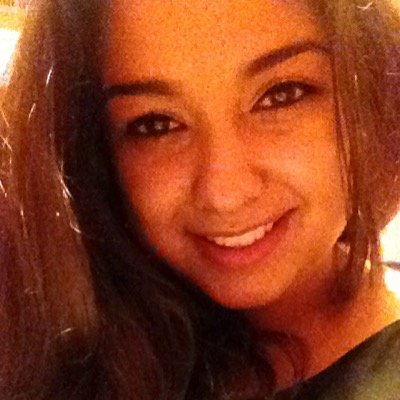 esmeperez30's profile picture. 