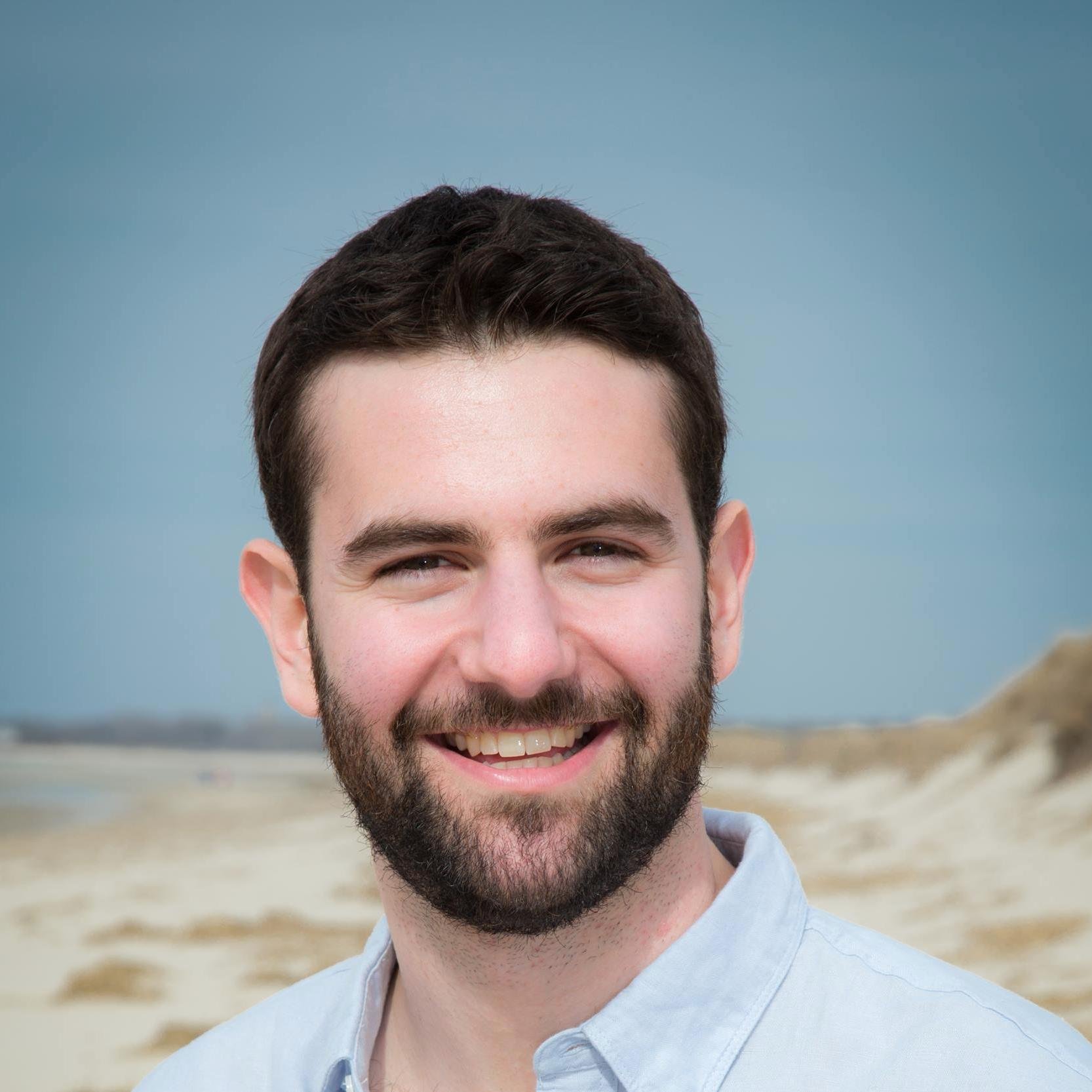 ezrabrettler's profile picture. 