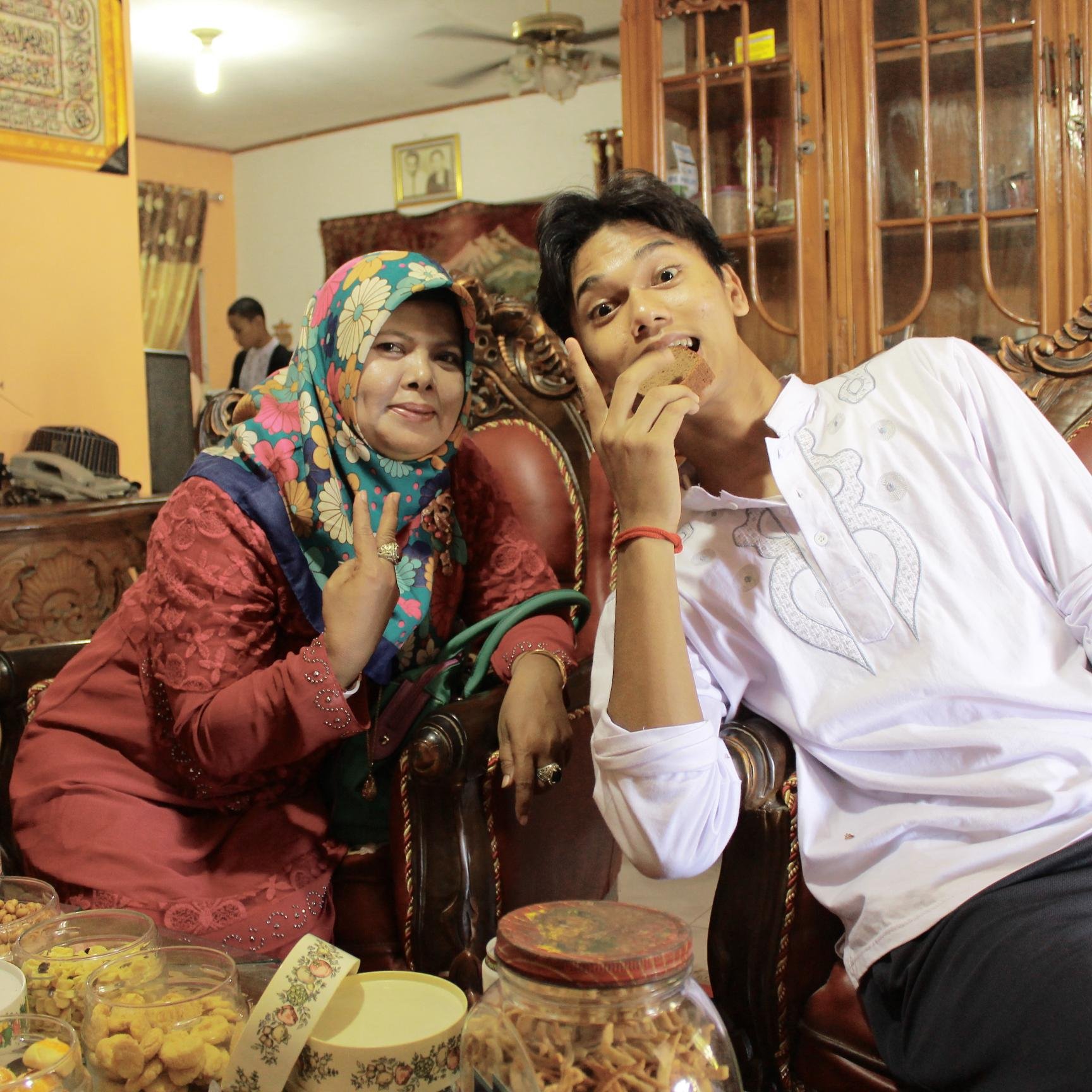 AdiputraJofa's profile picture. NEWFACE NEWPROFIL                                     IG      : adiputrajofa