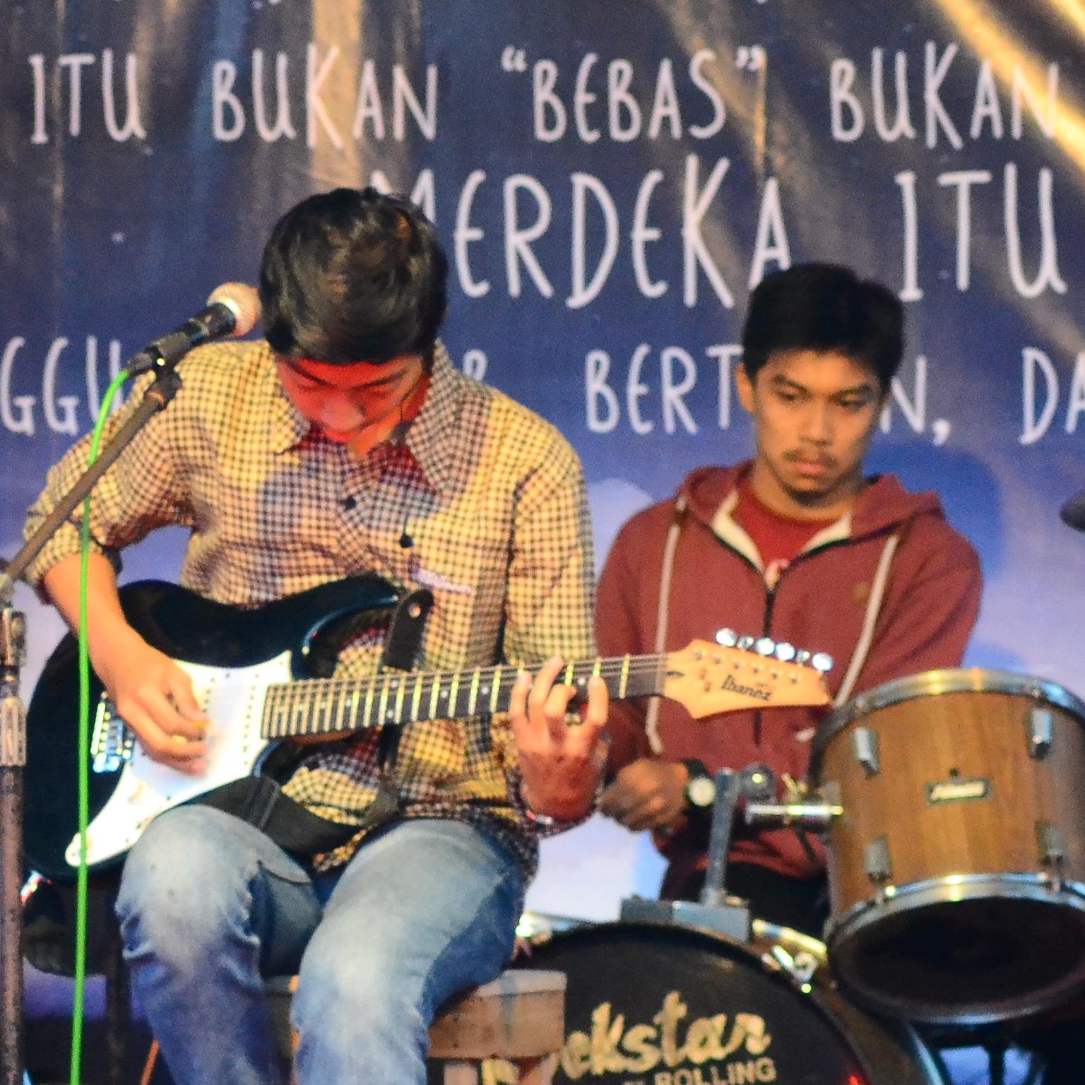 Guitarist @Remember_OS , Planologi 12 itenas