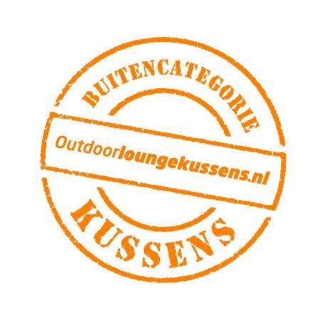 Wij maken #kussens, en #zitzakken voor buiten. #loungekussens #buitenkussens #maatwerk waterbestendig #sunbrella #kussens #steigerhout #horeca #interieurbouw