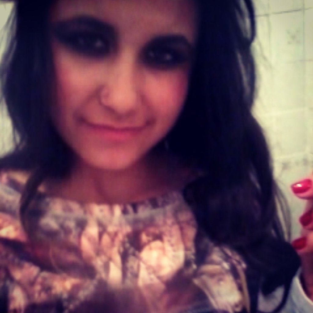 Eu sei que mudanças podem ser
assustadoras, mas faz parte do
crescimento. É assim que
descobrimos como somos, e o que
vamos ser. ♚★
