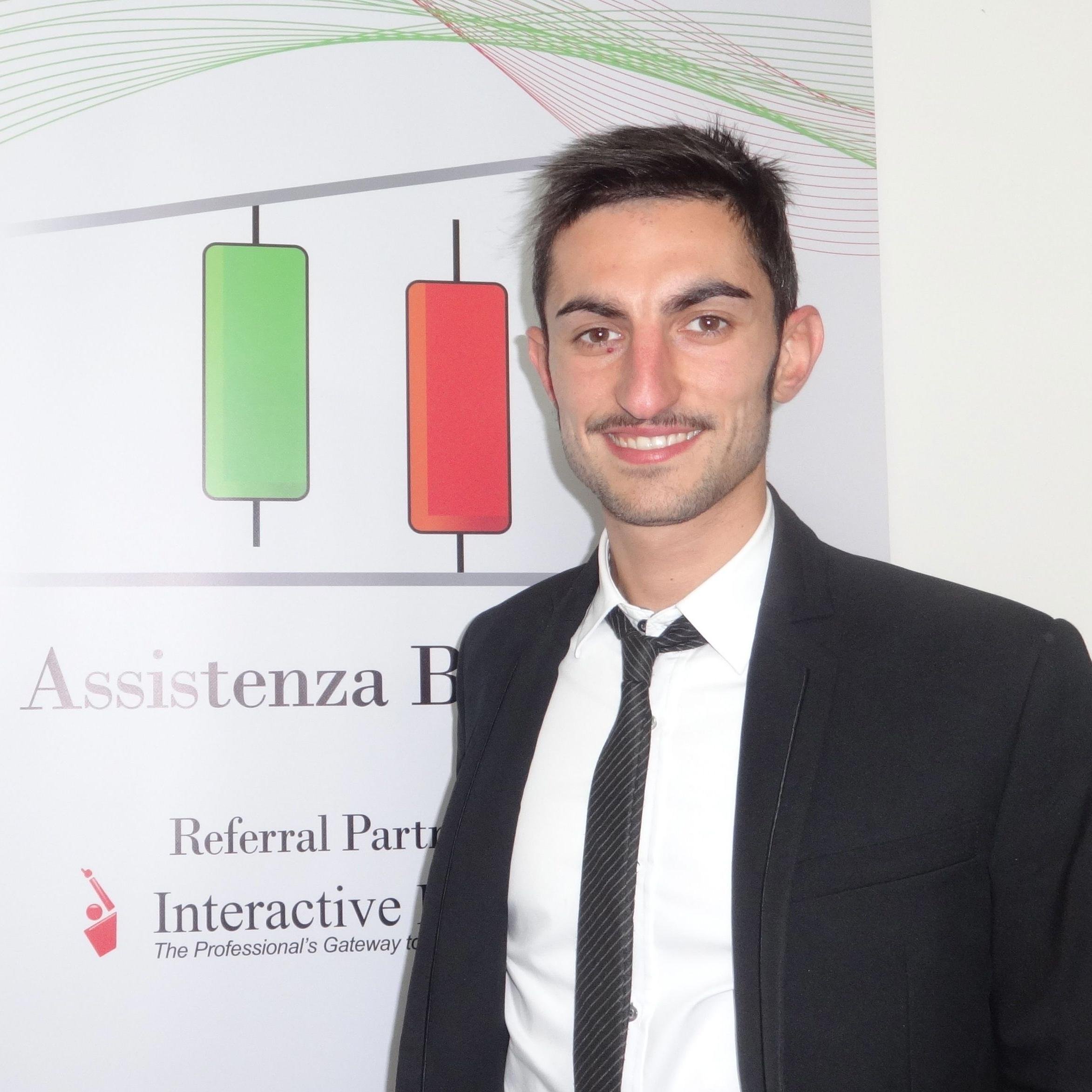 sono un trader e broker finanziario. La mia attività si concentra in particolare sul FOREX, sui FUTURES europeri e sul COMMODITY SPREAD TRADING.