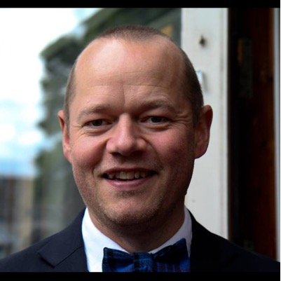 Campaign Coordinator, Mellemfolkeligt Samvirke @ActionAidDK - Boardmember @turningtables - Founder of #SusetFestival / #BurningMön. Aalborg BK Fan #AaB