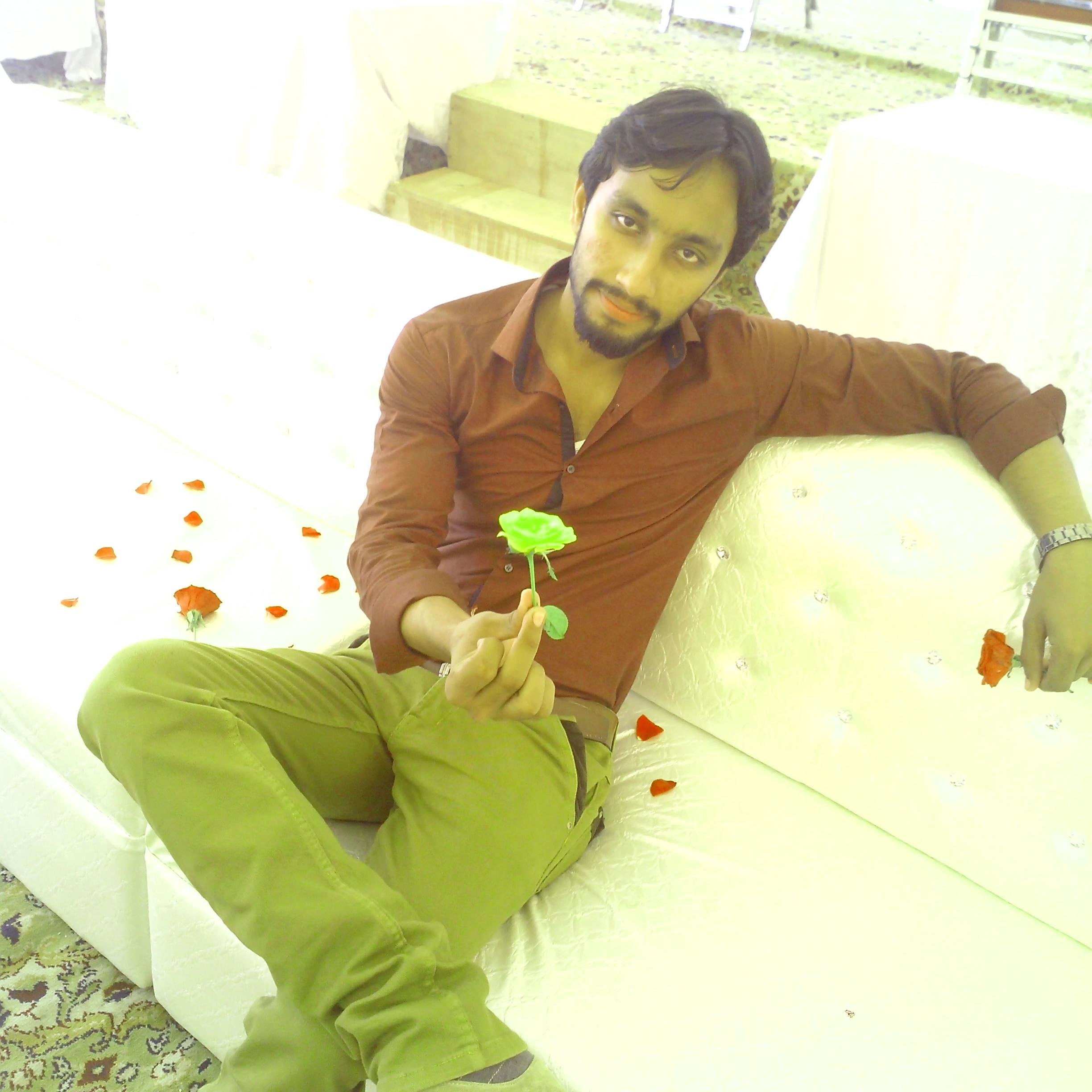 imranjutt48's profile picture. 