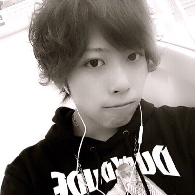 @aiueo_tmyに移動しました。