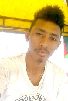 MadaulMalhotra's profile picture. PIN BB aku : 23703B28  Invite ya.??