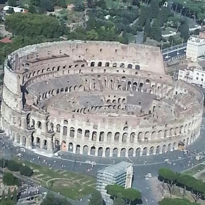 GiampieroLenzi's profile picture. Lupoinfabula 🐺