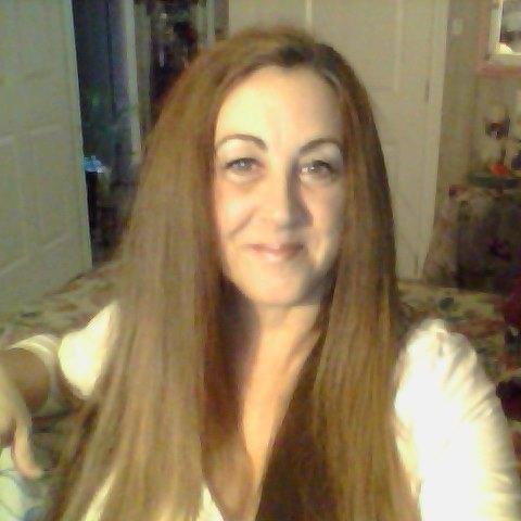 Am a simple woman, love my children and grandchildren. Try to live healthy and happy days