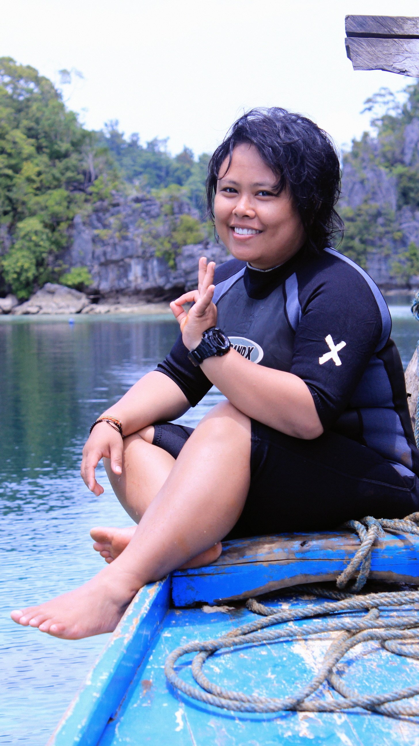 a negative mind will never give you a positive life.. be positive = be happy.. :)