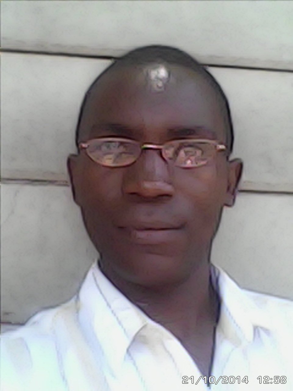 Chindotwe primary,Bindura.Rusununguko high school,Bromely.Stayed in Knysna,Western Cape,South Africa.