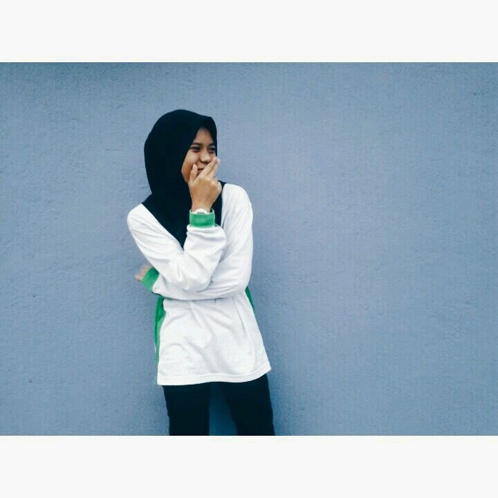 Picaaa_'s profile picture. bodohlah kalau sayang tapi berlakon macam tak sayang