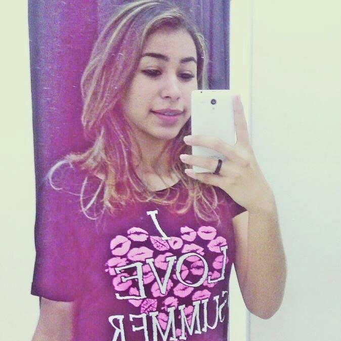 Quando ela passa tudo brilha ' ⚡⚡
