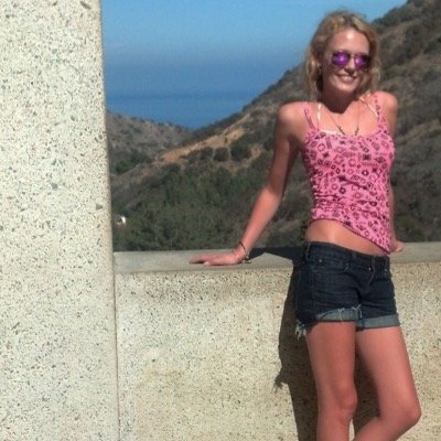 lovesawrap1's profile picture. I am an independent ItWorks distributor!  Just looking to use a little love to give the world the confidence it needs to succeed!!