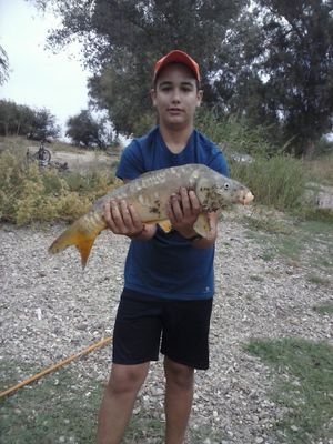 un buen pescador y cazador siempre respeta a los animales.