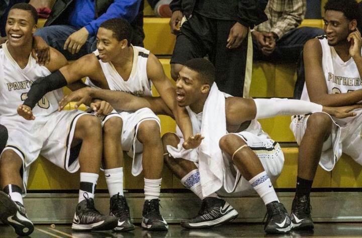 Number_Nina's profile picture. ONE man kneeling before god is stronger than A million men standing alone✊ / R.I.P Roc, Racehorse, Coty , Sherwayne, Granny