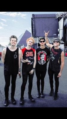 Hey I'm a vote acc for 5SOS. Don't follow me but my main @Marika_demi5sos ifb. I'll rt anything you want if you ask me but rt this link+ follow @followingedge ♥