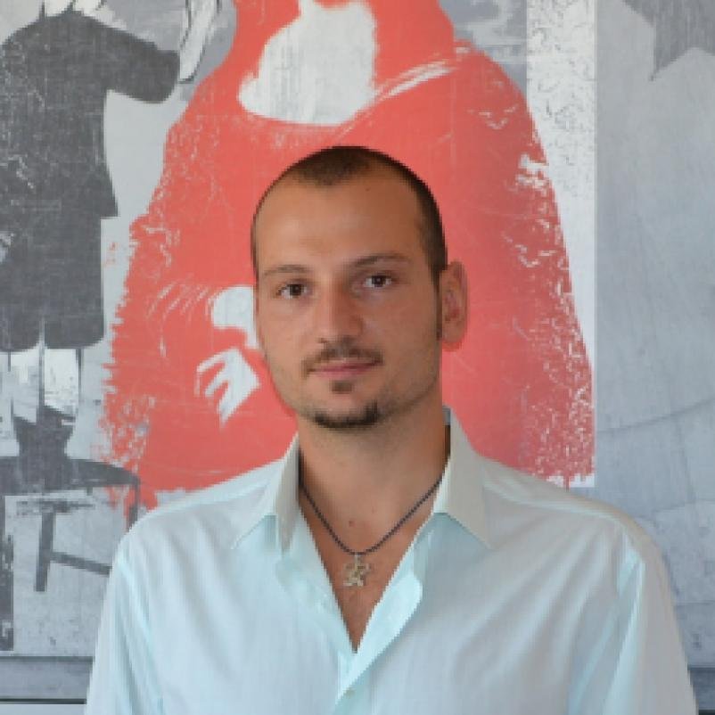 Urban Planner - Appassionato di Grafica, Fotografia  e Green Energy.