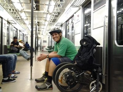environmentalist, cyclists, public transport users, pedestrians 👉 @infokpbb @trotoarian