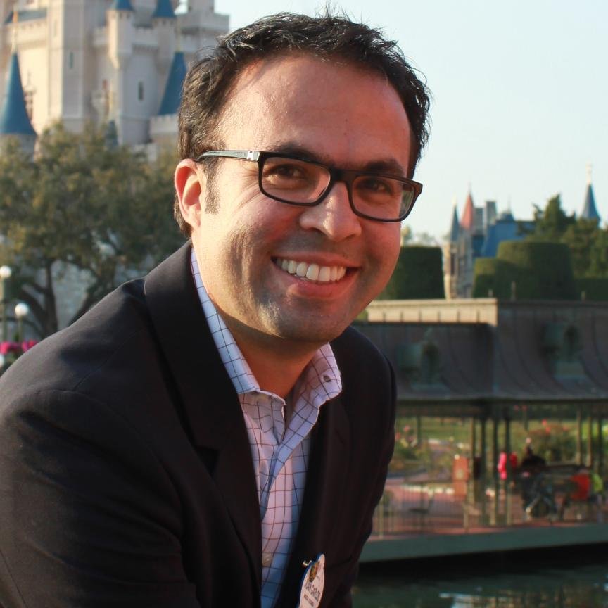 Passionate Dad, Husband...marketer and brand builder /Soccer Fan, Love photography and travel/ - Proudly Colombian. These are personal thoughts and tweets