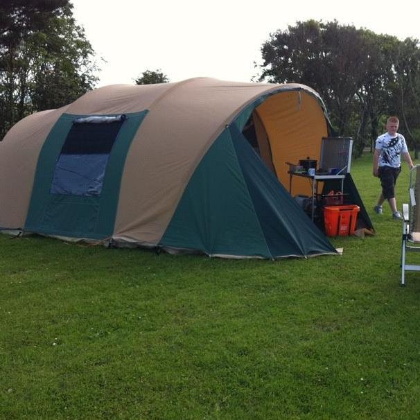 #Camper #glamper who likes new #gadgets, so got a job in the industry, love #motorhome conversions, #repurposed items