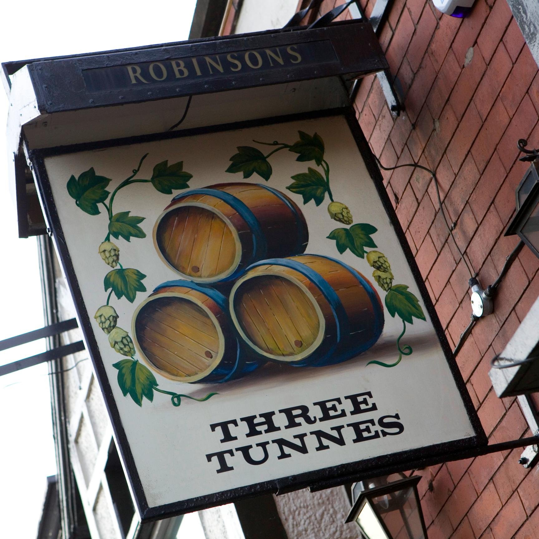 Built in 1792, this refurbished pub retains plenty of character and charm and is conveniently situated in the heart of Hazel Grove.