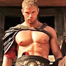 Príncipe heredero del trono de Asgard | Algún día empuñare el Mjolnir como hizo mi padre | Los mortales son interesantes y por eso me uní a los #LittleAvengers