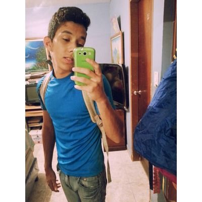 17. amor profundo por el fútbol y por el real madrid♥. Instagram: gabrielrivodo