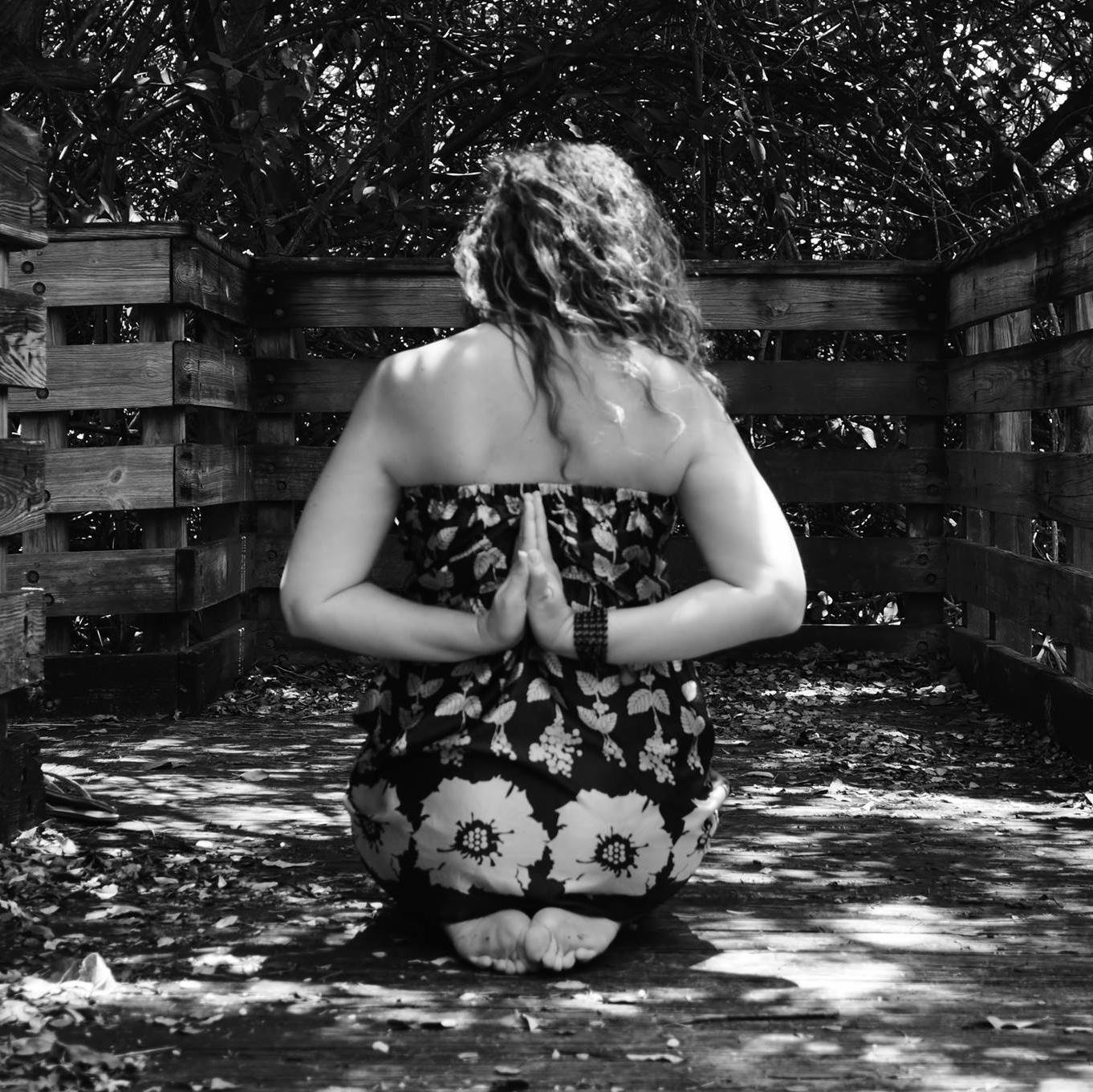 Florida yoga teacher, spirit keeper, meditation lover, music junkie, ocean girl. Weekly yoga classes in Hollywood.
