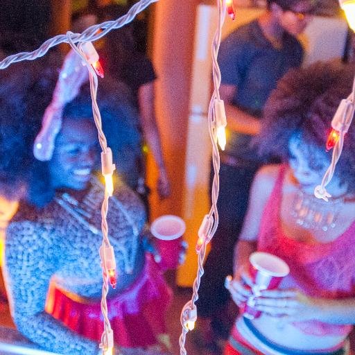 Runningthefilm's profile picture. Running - A Short Film.
The poetic tale of Coco, a product of her environment.        
   Now on Kickstarter!