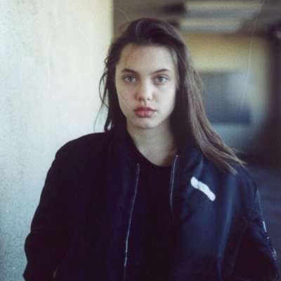 NEW ACCOUNT
i love angelina jolie