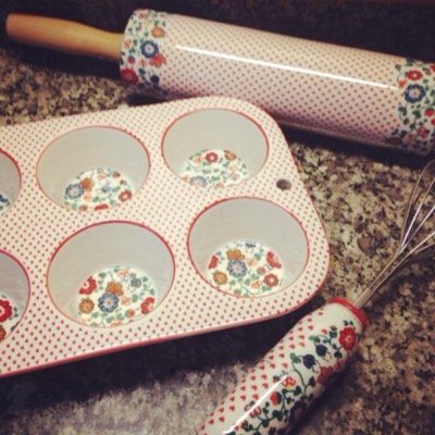 Combining my love for all things baking, sleeping and the fun that comes from being a twenty-something.