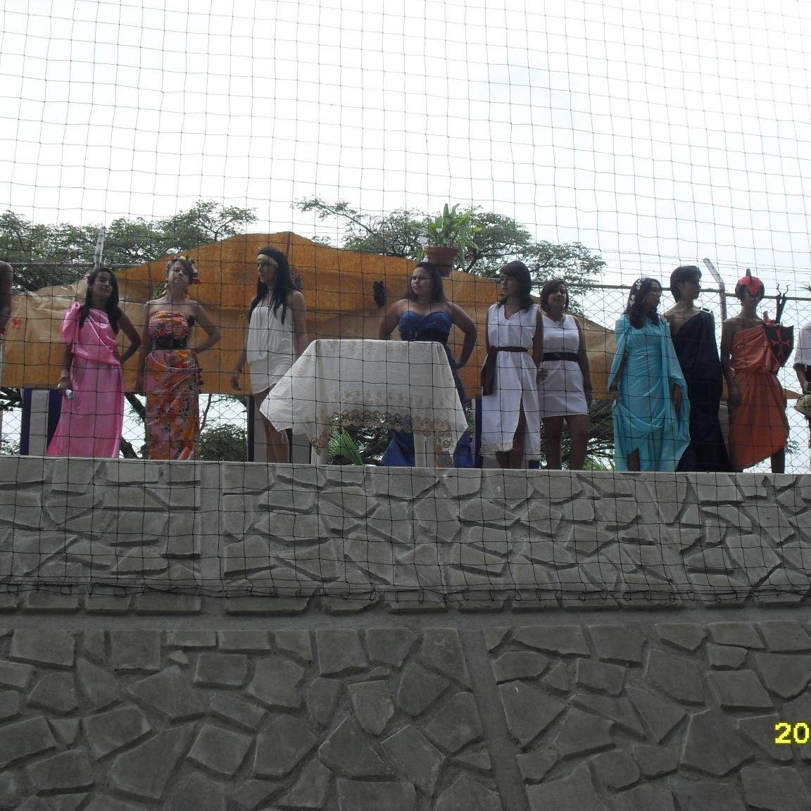 Ietic17's profile picture. IETI Ubicada en la cra 53 #18a-25 tel. 3161021 sector cañ/samanes, de transicion a grado 11 modalidades Ambiental, Electricidad y Electronica e informatica.