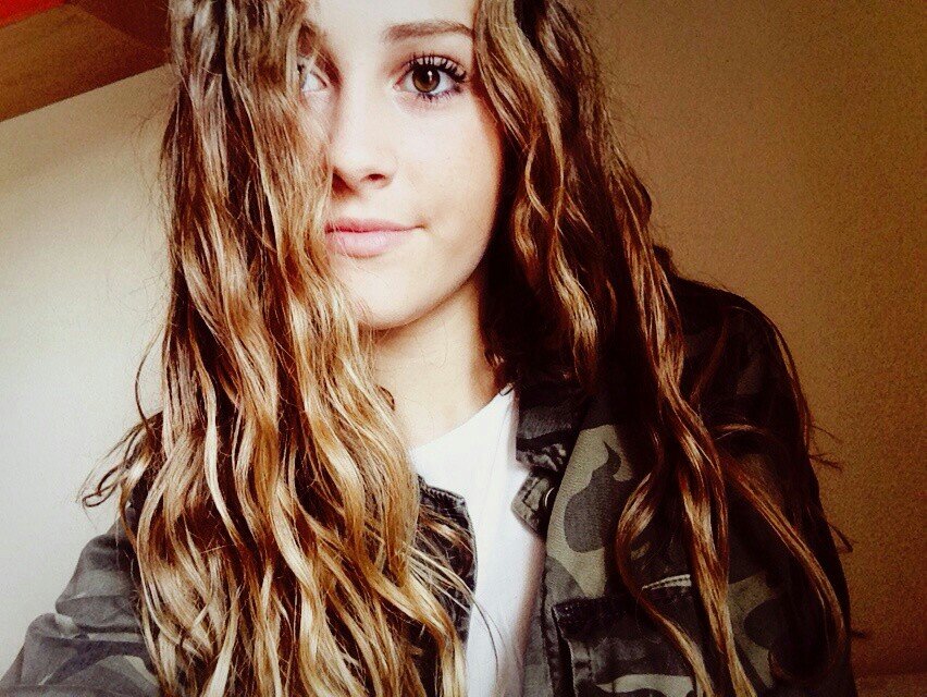 25♥