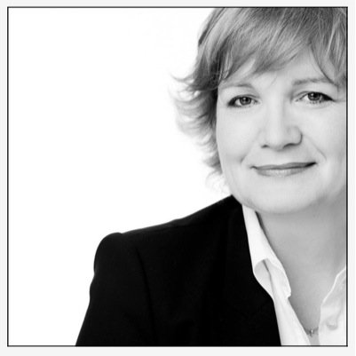 Unterwegs zwischen #Coaching, #Marketing und #Strategie. Leidenschaftlich #divers, gerne woanders und immer noch dabei, arabisch zu lernen. Yalla!