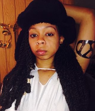 shelikescloth_'s profile picture. Inspired by culture, nature, and family. Design apprentice. Production Assistant. Poet. Artist. Vegan. Each moment is a new opportunity. Grow with me.