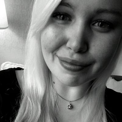 A silly Norwegian with a weird sense of humour. Tweet about life, Bruce and a lot of gibberish. Always up for some good craic!