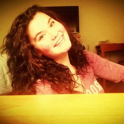 hiii. just some canadian chick who loves country music, running, travelling, playing volleyball and drinking vodka!