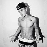 #17
Manchester UK
#belieber
Write songs and poems 
Music Is my saviour
#believe
#journals