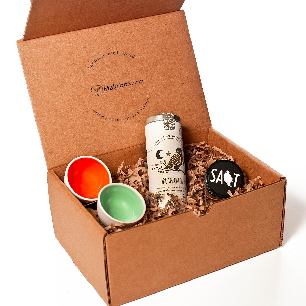 MakrBox is a subscription box of curated handcrafted artisan goods made in the PNW.  We also love food, design, Seattle, DIY and the outdoors.