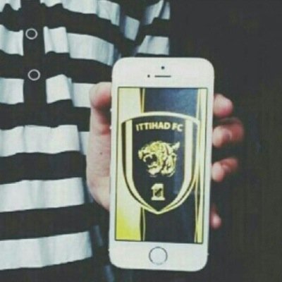 Twitter : @Ghaidaittihad.
Instgram : Girkz.   
No : Facebook. 
No : Snapchat. 
No : Kik. 
Only : BBM - WhatsApp.