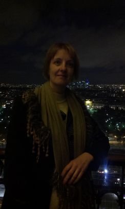 MedinLaila's profile picture. 