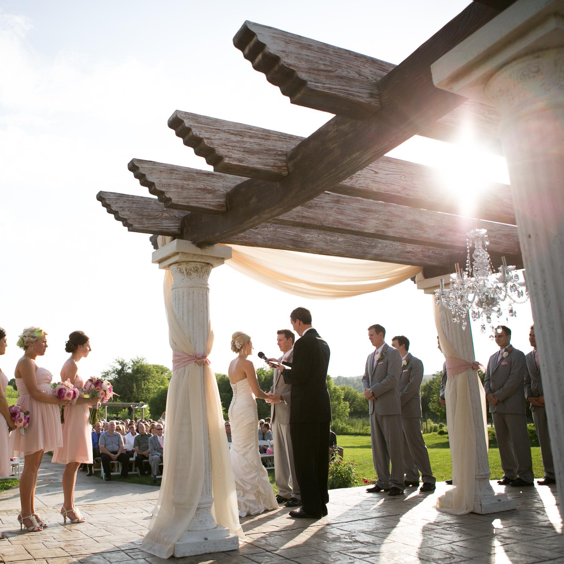 the_fountains_'s profile picture. Fountains Ballroom & Fountains West are unique wedding venues that offer services including: coordination, design & floral, photography & DJ and more.