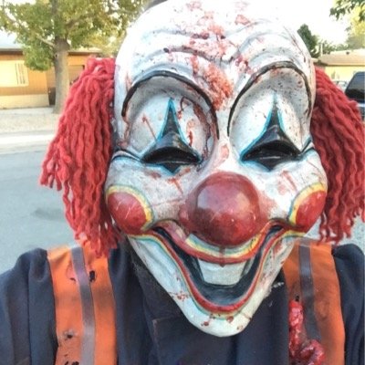 Mmaking5o5's profile picture. Mma card collector round 5 collecter hulk collector knife collector gun collector  lol