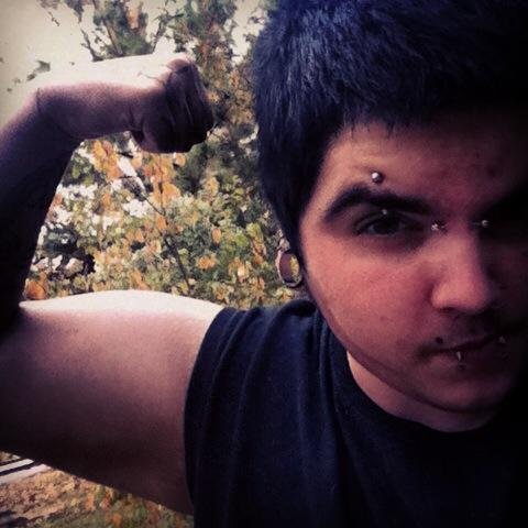 transboyswagger's profile picture. James/19/Talk to me.