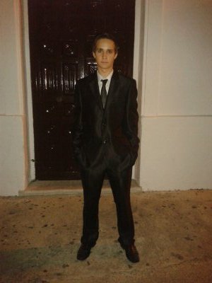Dando castigo desde un 23 de octubre del 96. Amante del deporte, las fiestas y sobre todo de la caceria!! Amigo de todo aquel que lo merezca (: