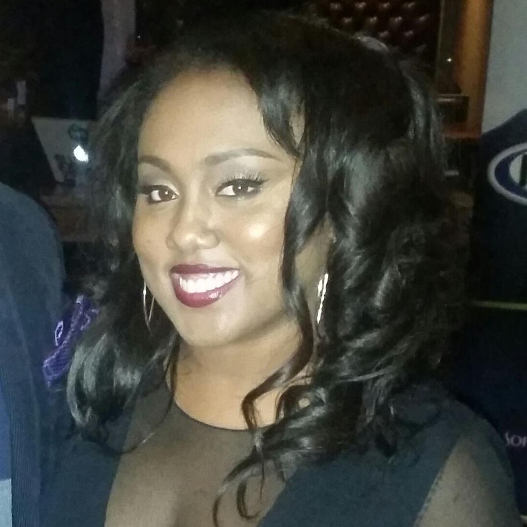 Founder of @idontdoclubs. Side eye originator. Accessories addict. Chocolate lover, of men and food.